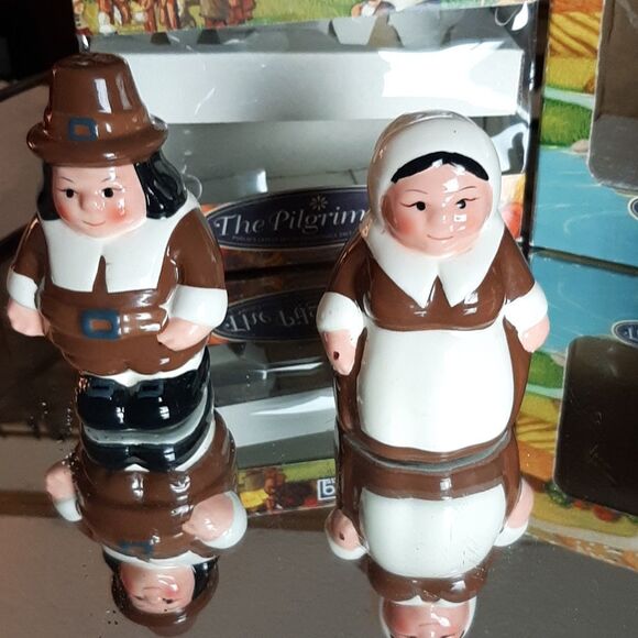Publix Pilgrim Salt & Pepper Shakers New In Box - Picture 1 of 6
